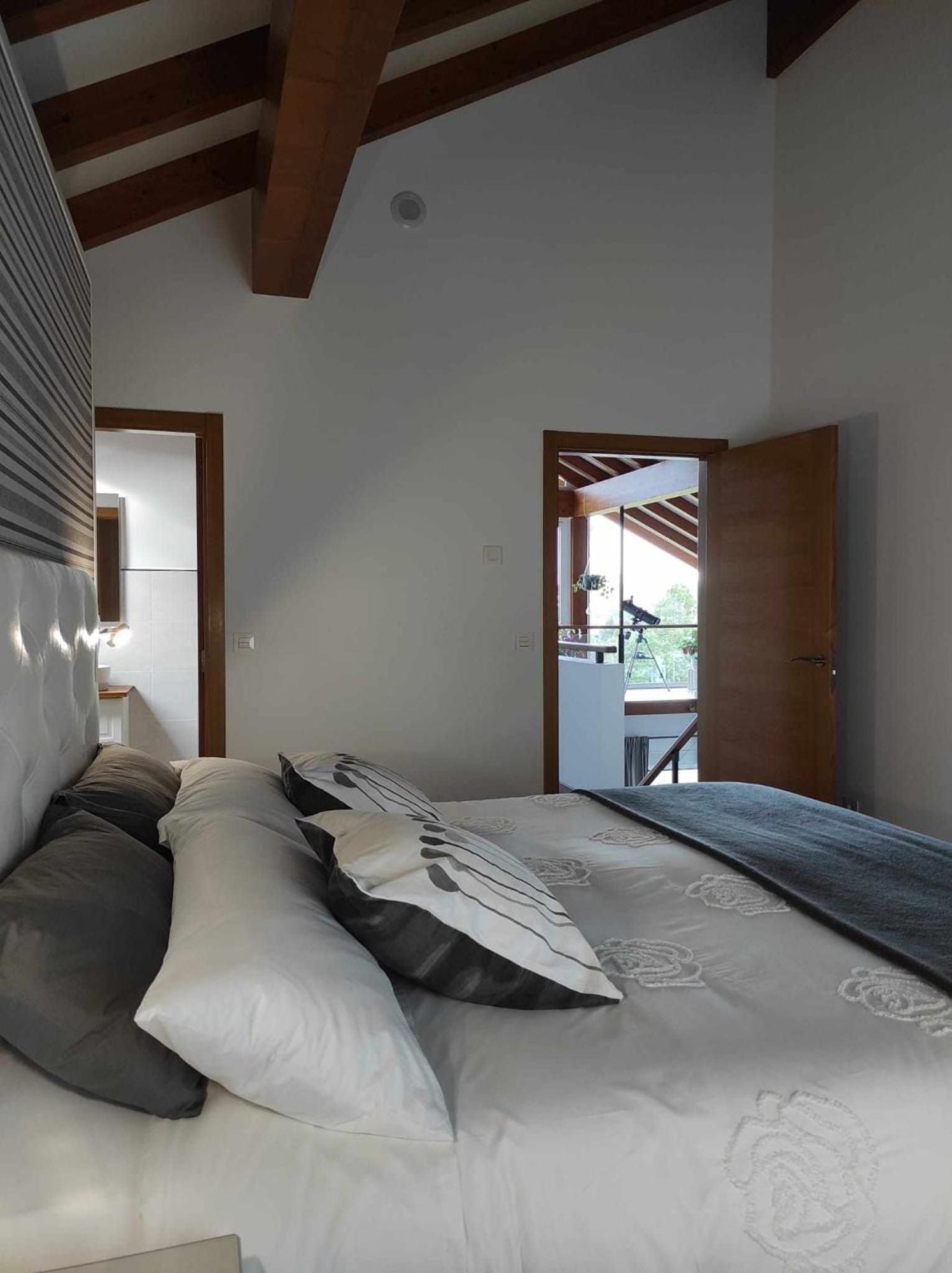 La Casa Del Camino Villa ซานติอาโก เด กอมโปสเตลา ภายนอก รูปภาพ